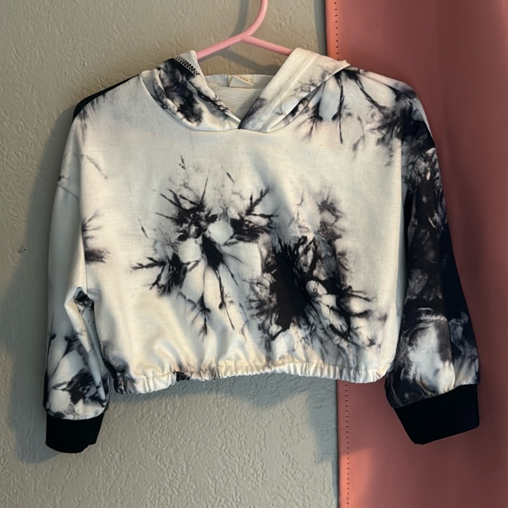 Toddler girl crop sweater
